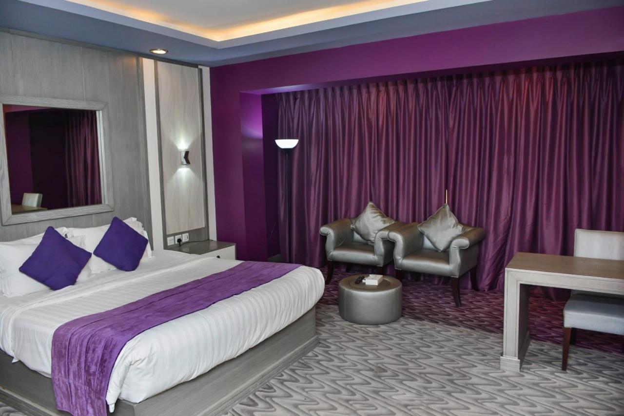 Haven Plaza Hotel