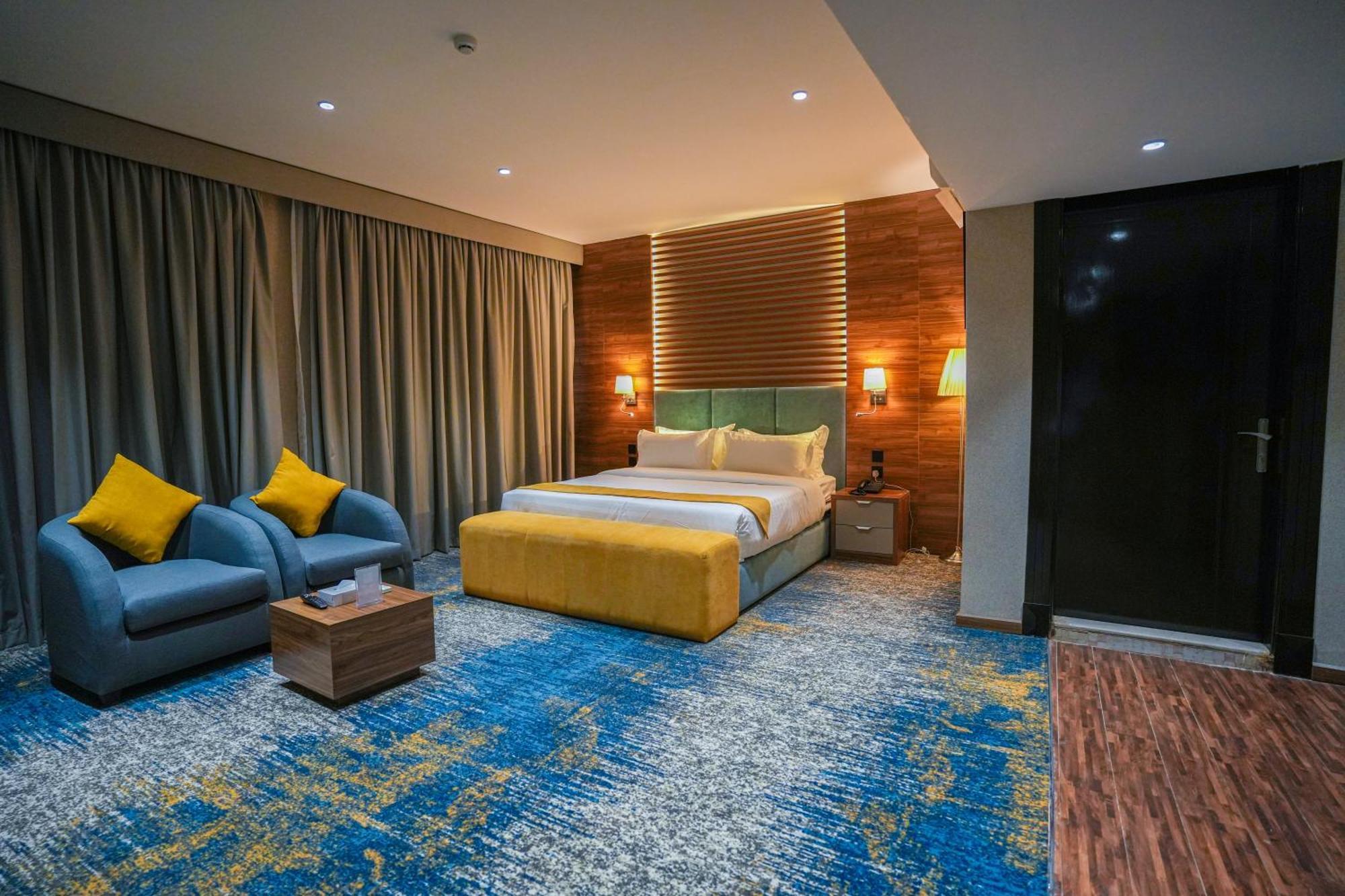 Haven Plaza Hotel