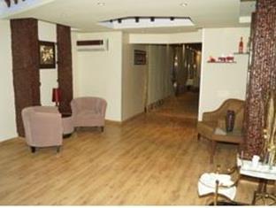 Haven Plaza Hotel 4*